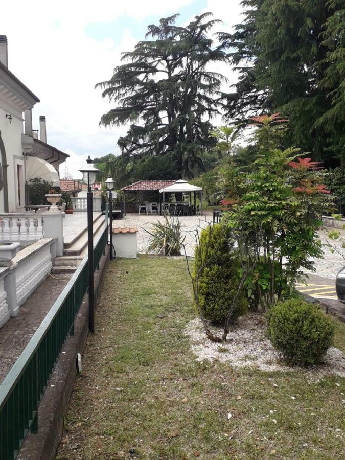 La Tenuta Di Bacco Hotel Colleferro Buitenkant foto